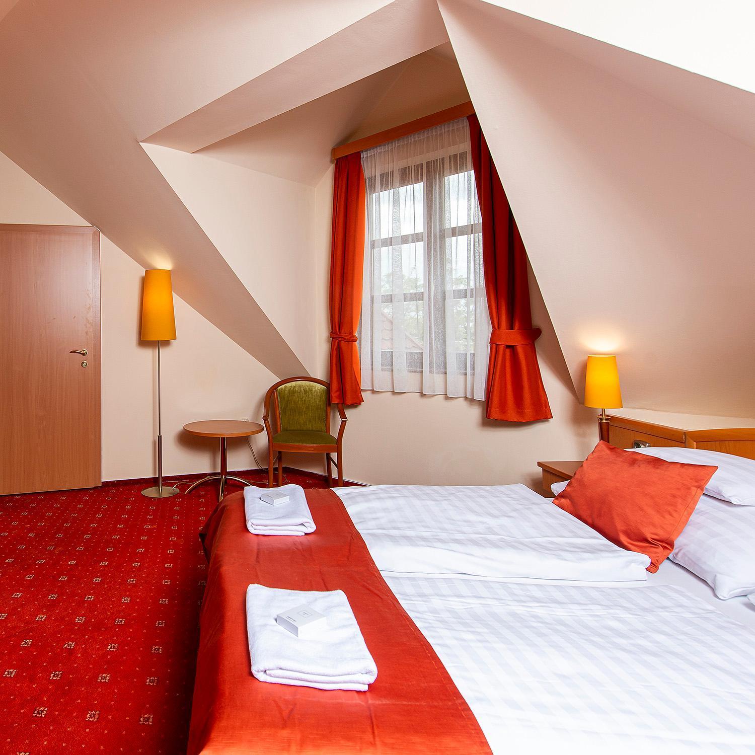 Gastland M0 Hotel & Conference Center Szigetszentmiklós Extérieur photo